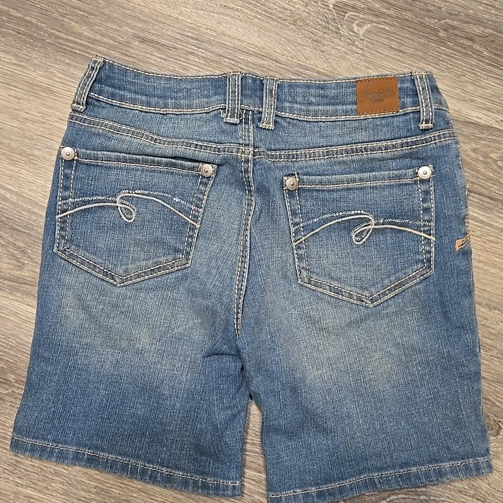 Justice Distressed Bermuda Shorts Size 14r